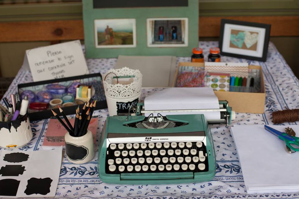Typewriter decor