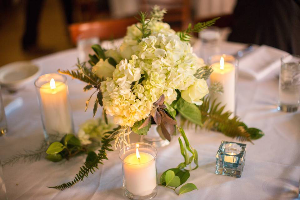 Charlotte & Jed's wedding day was full of beautiful details and amazing candid moments for Classic Photographer's own Lauren O. to capture!