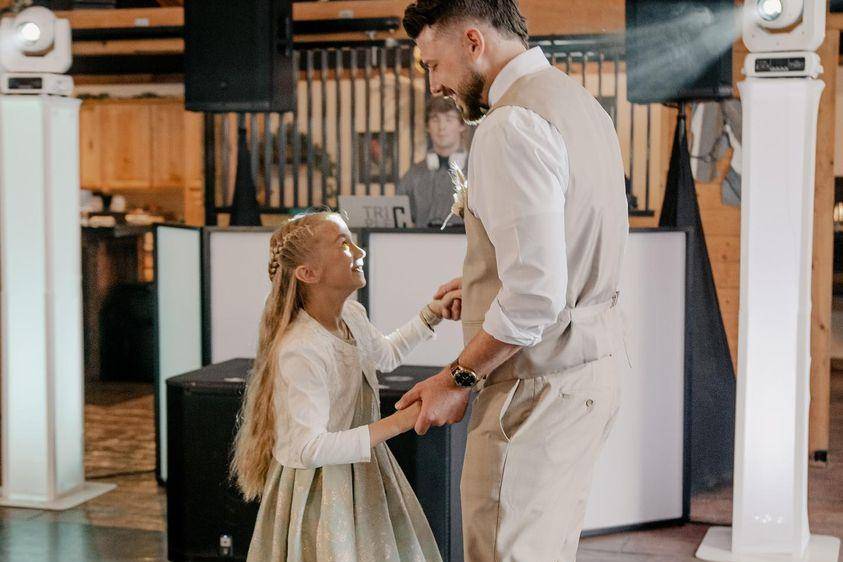 Groom with his daughter