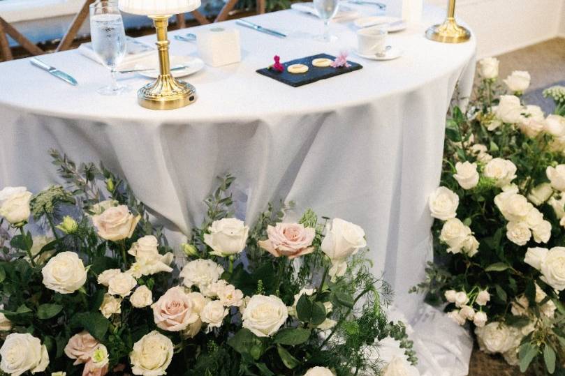 Sweetheart Table Arrangement