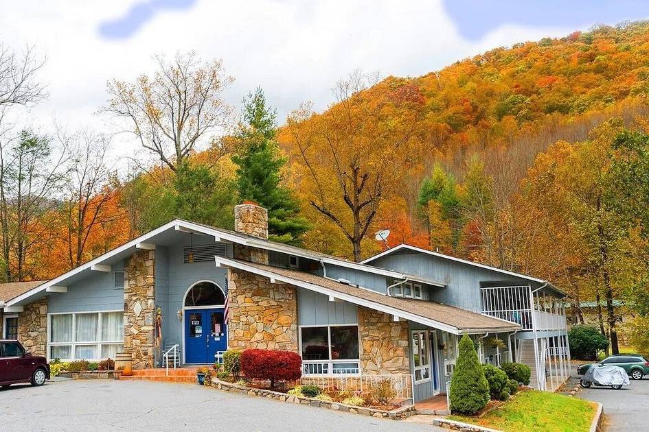 Meadowlark Motel