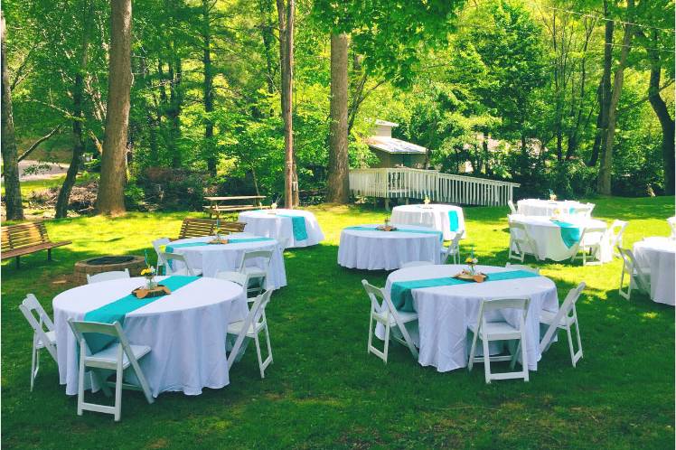 Scenic outdoor ceremony