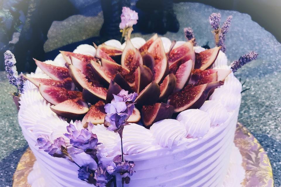 Fresh fig cake