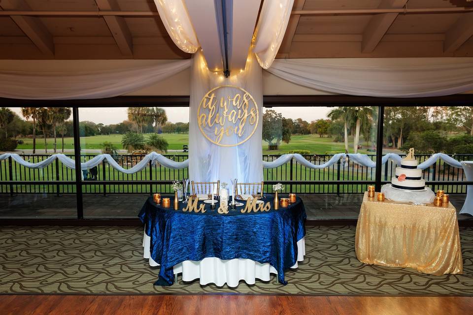 Sweetheart Table