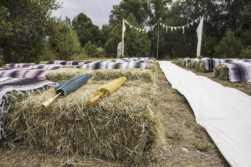 Haystack seatings