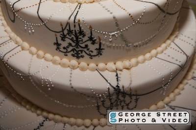 The Chandelier Cake by Queen Anne's Lace Cakes