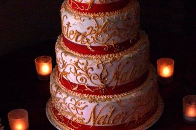 Candlelit Cake by Queen Anne's Lace Cakes