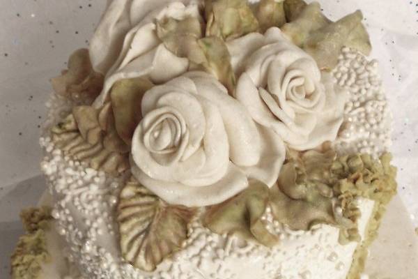 Queen Anne's Lace Cakes