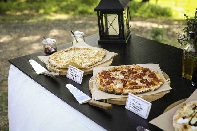 Bella Familia Wood Fired Pizza