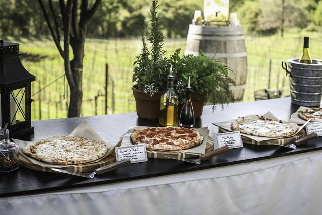 Bella Familia Wood Fired Pizza