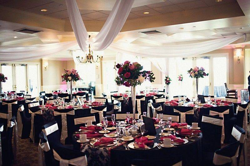 Fleur de Lys Event Design