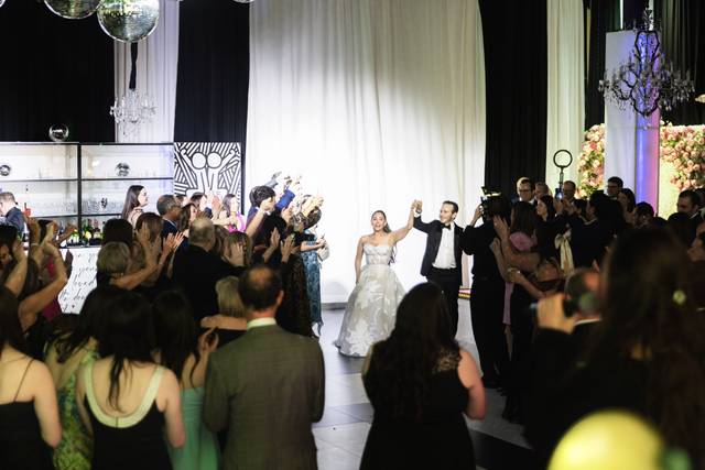 Congrats to the Newly Weds!