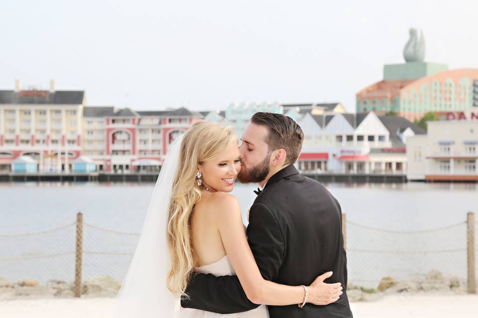 Happy newlyweds - Regina Hyman Photography