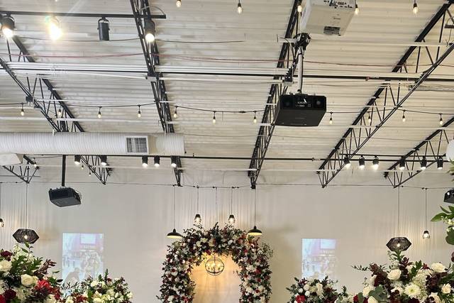 Ceremony aisle
