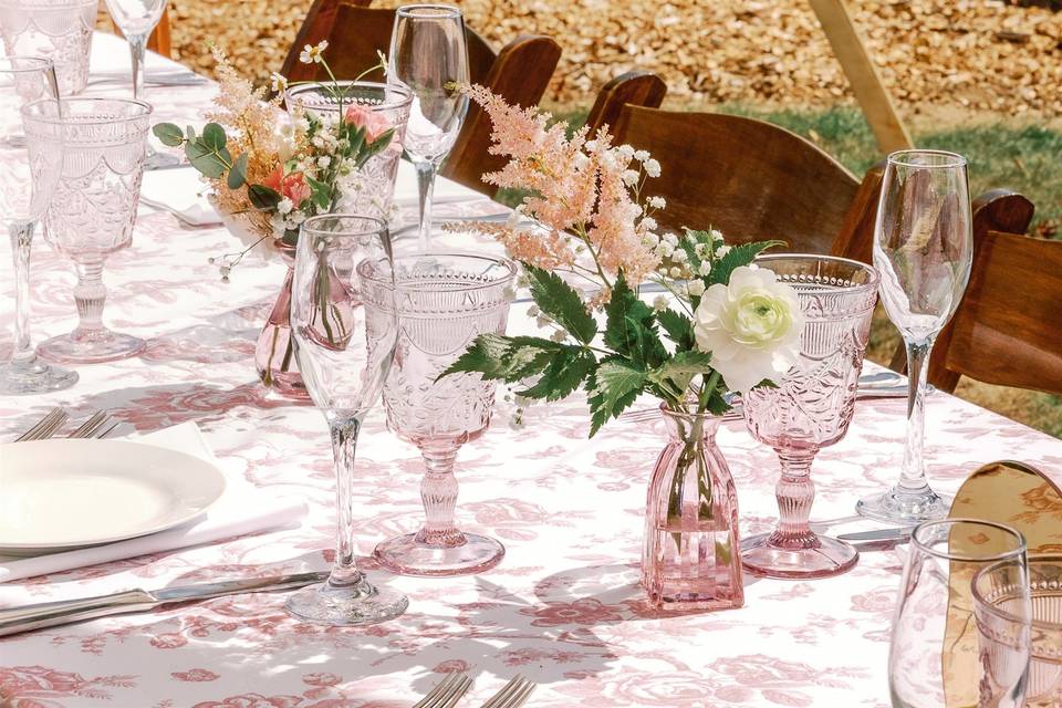 TOILE LINENS