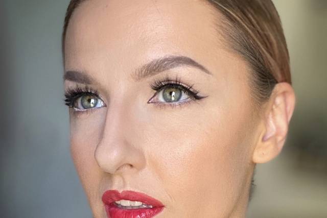 Jordan Deveix Beauty & SFX Makeup Artistry