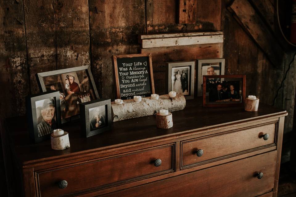 The Rustic Barn at Prairie Gardens 