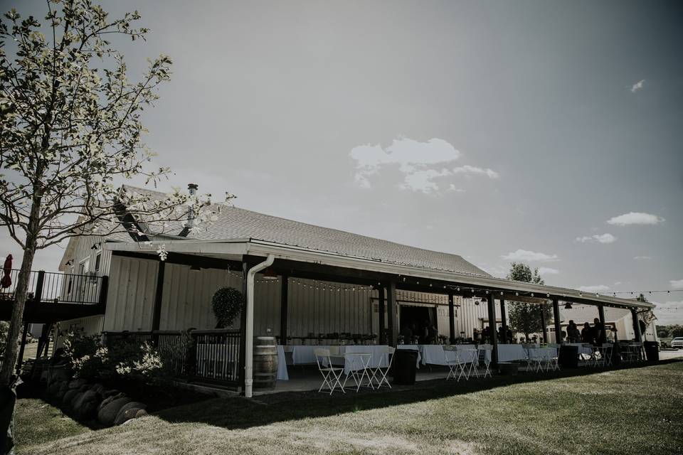 The Rustic Barn at Prairie Gardens 