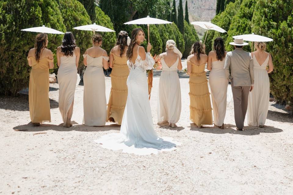 Villa bridal party