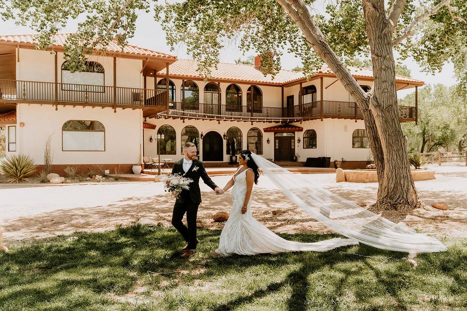 Bride and groom - Villa