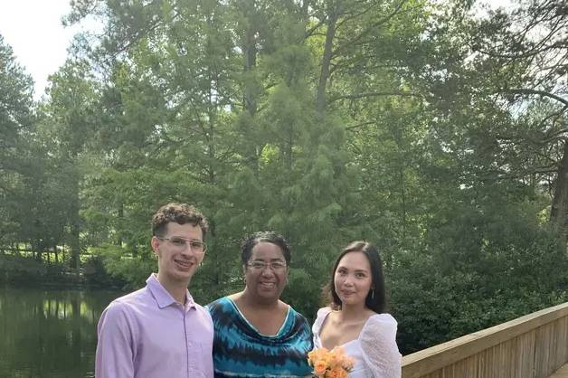Treasured Moments Officiant Se