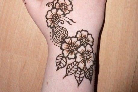 24 Henna Designs And Meanings To Inspire You In 2023  Glamour UK