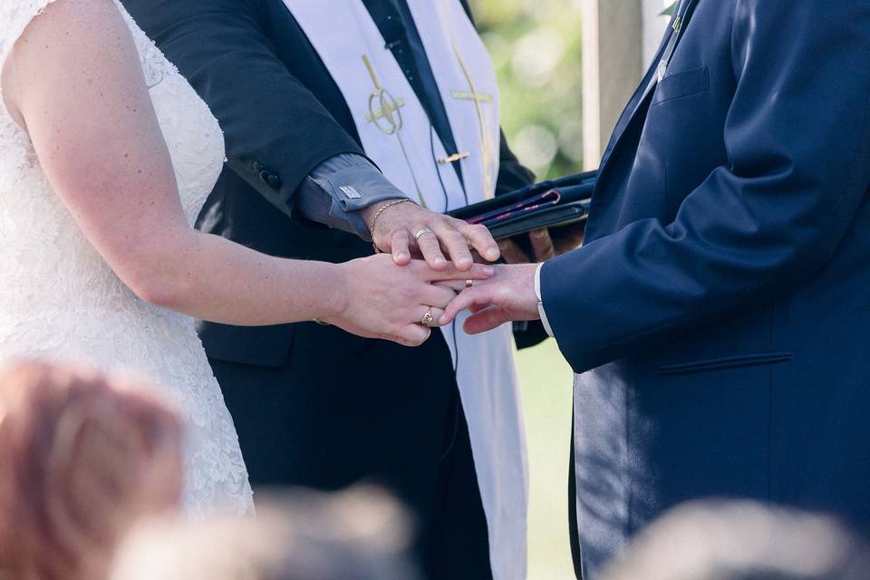 Exchanging of rings