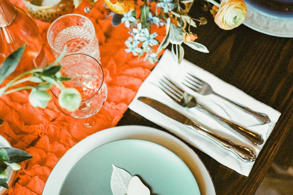 Table settings in orange