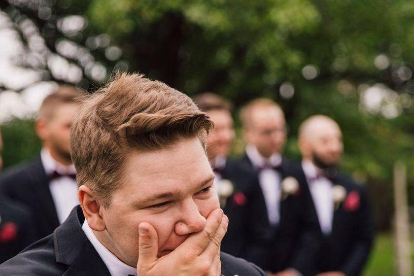 Groom's reaction