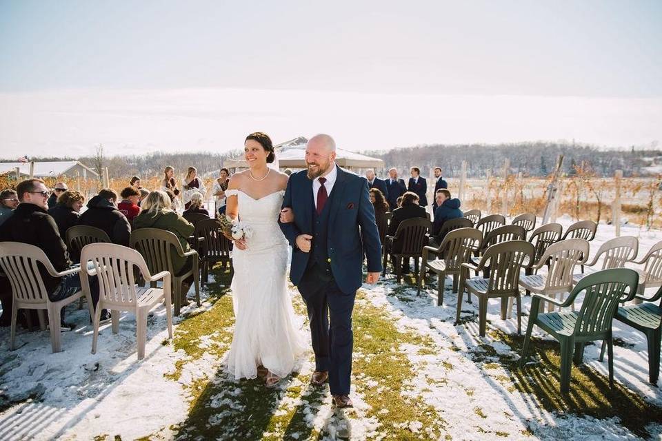 Veil & shoes