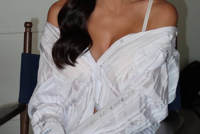 Soft glam wave
