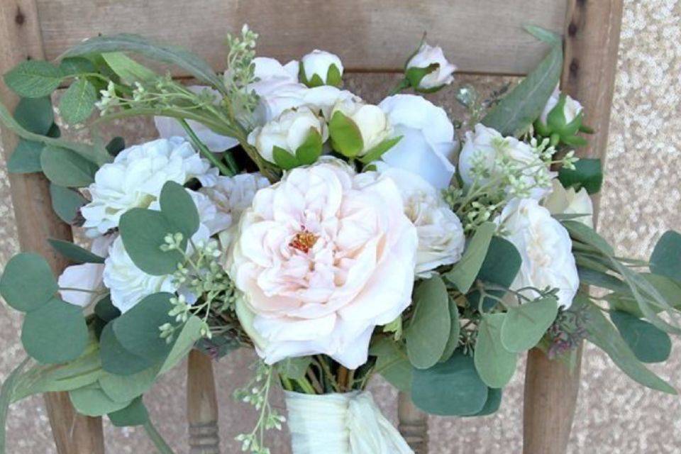 Lavender & Lace Wedding Florist