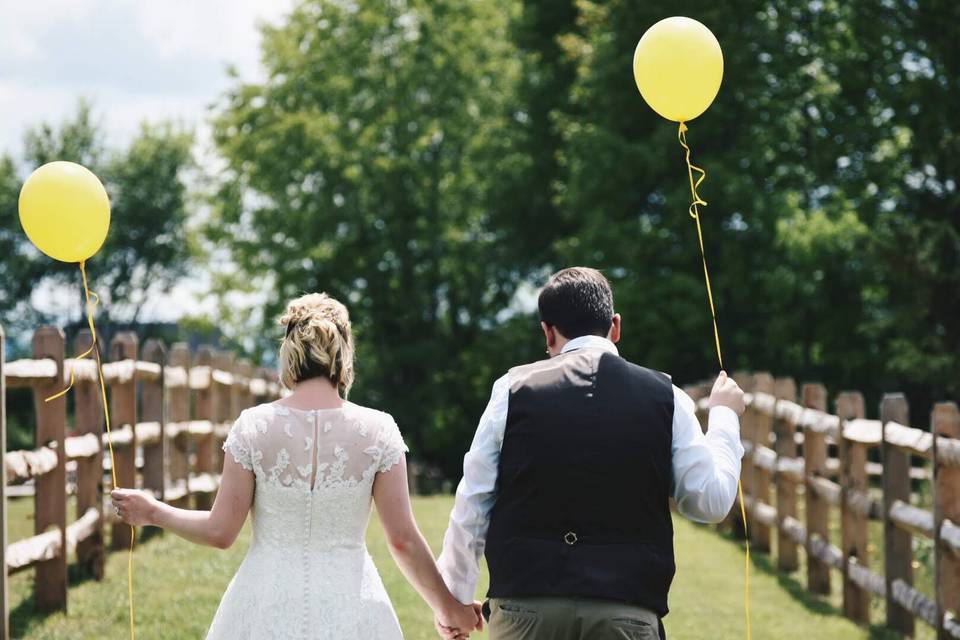 Bride & Groom - Balloons