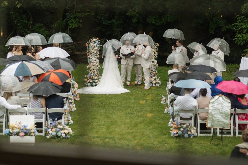 Ceremony pull back