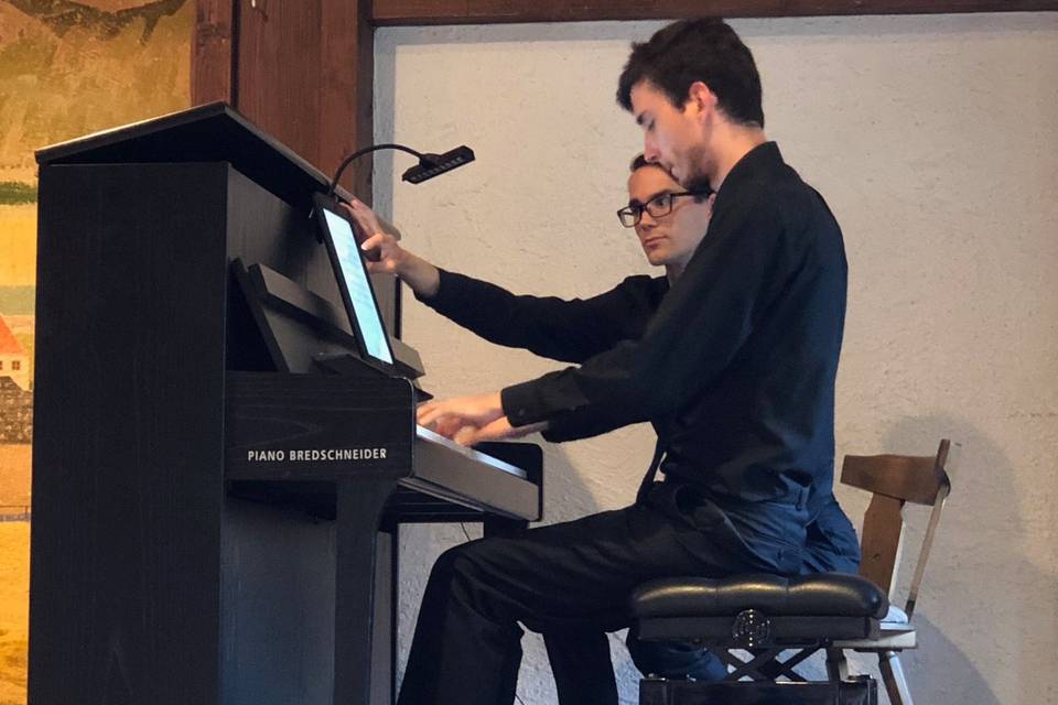 Cory Burris Pianist and Organist