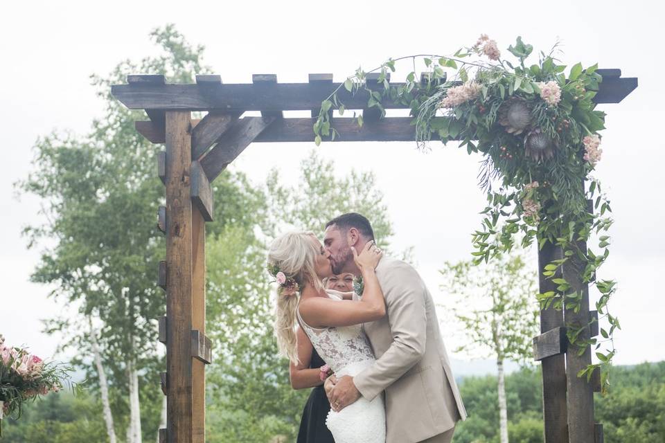 Palate Wedding Arbor