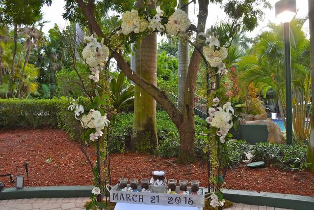 Ceremony arch