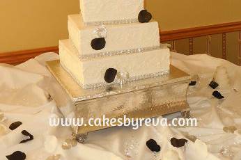 Cakes By Reva