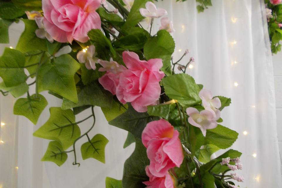 Pink flower garland, detail