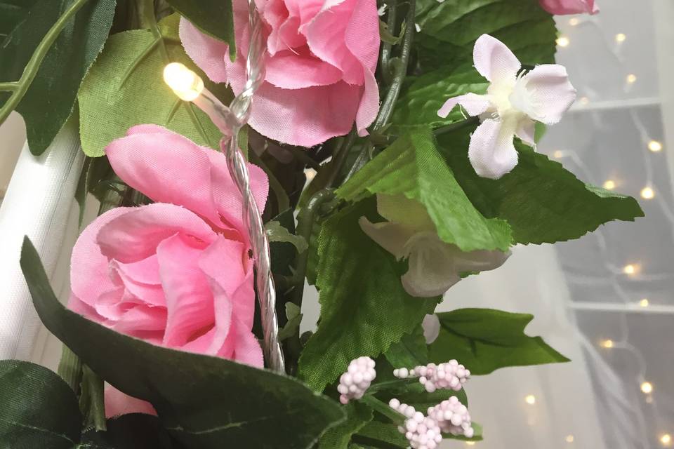 Pink flower garland, detail