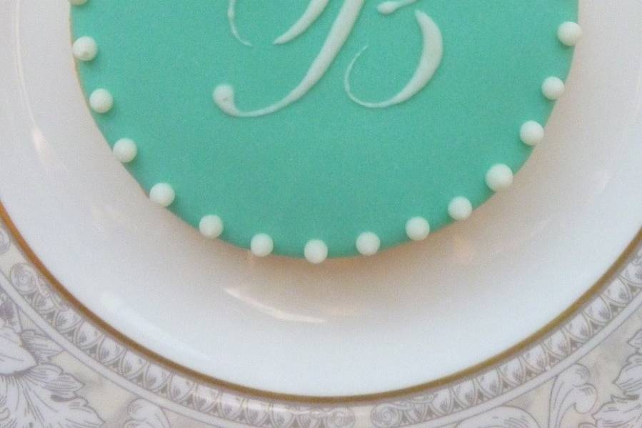 Monogrammed Circle Cookie