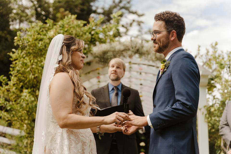 Exchanging rings