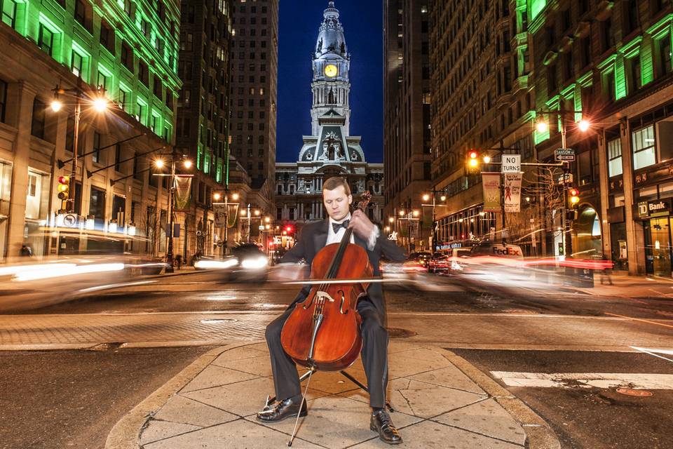 Cellist in the city
