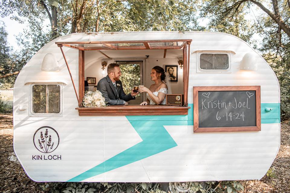 Vintage Camper Bar