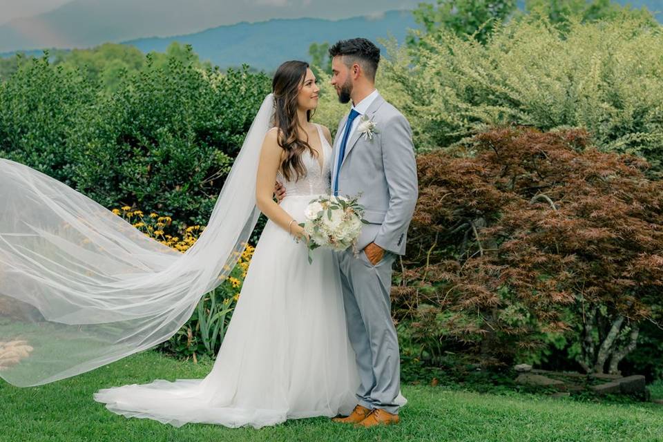 Flying veil bride and groom