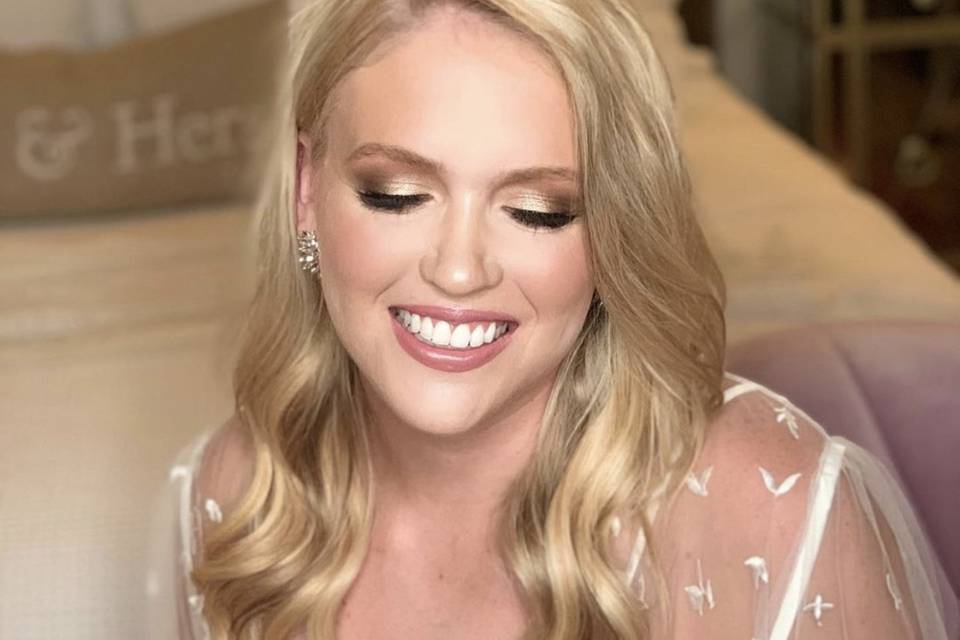 Bridal hair and makeup