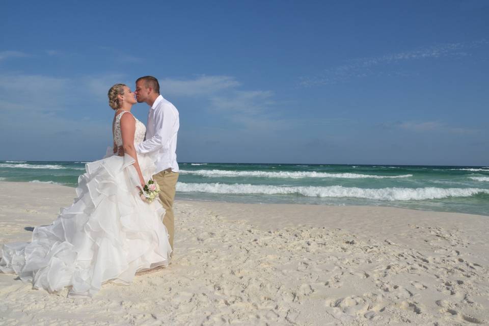 Barefoot Bliss beach wedding package