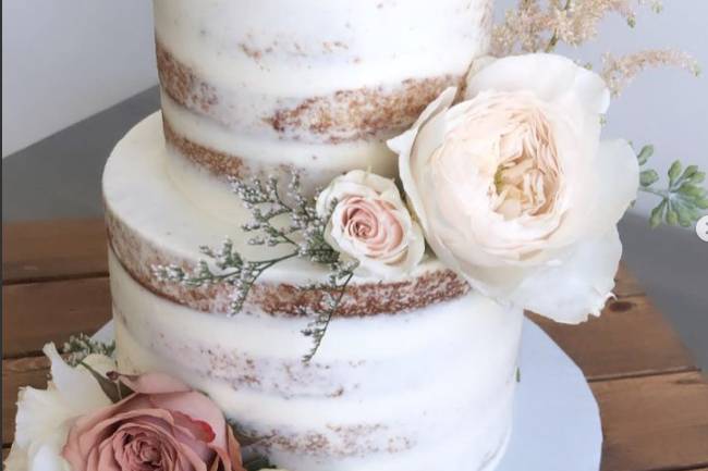 Naked cake