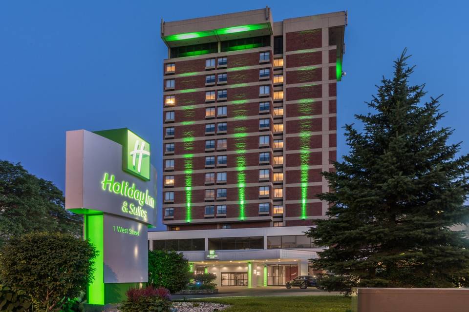Holiday Inn & Suites Pittsfield