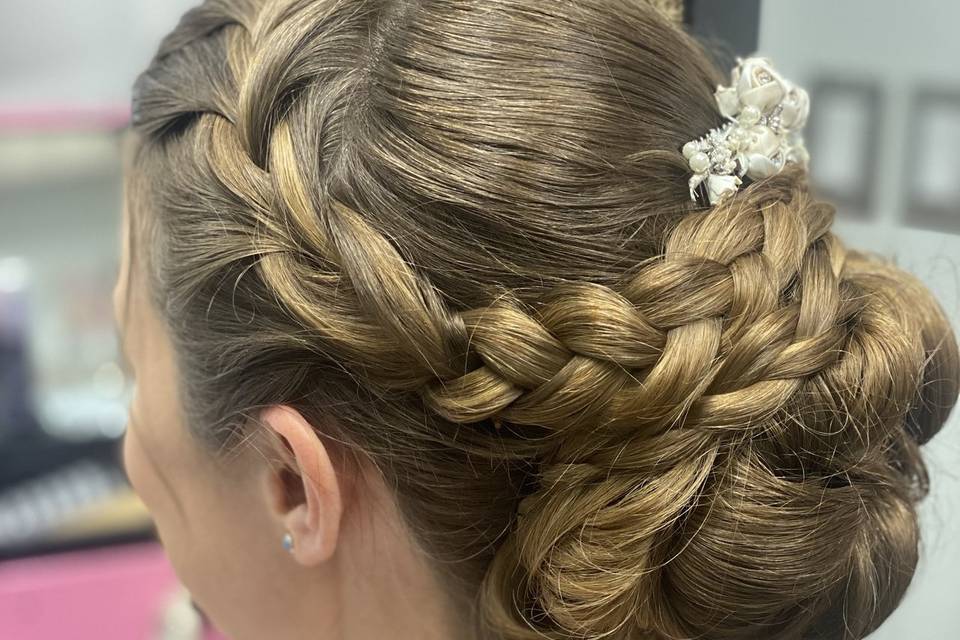 Trial Updo
